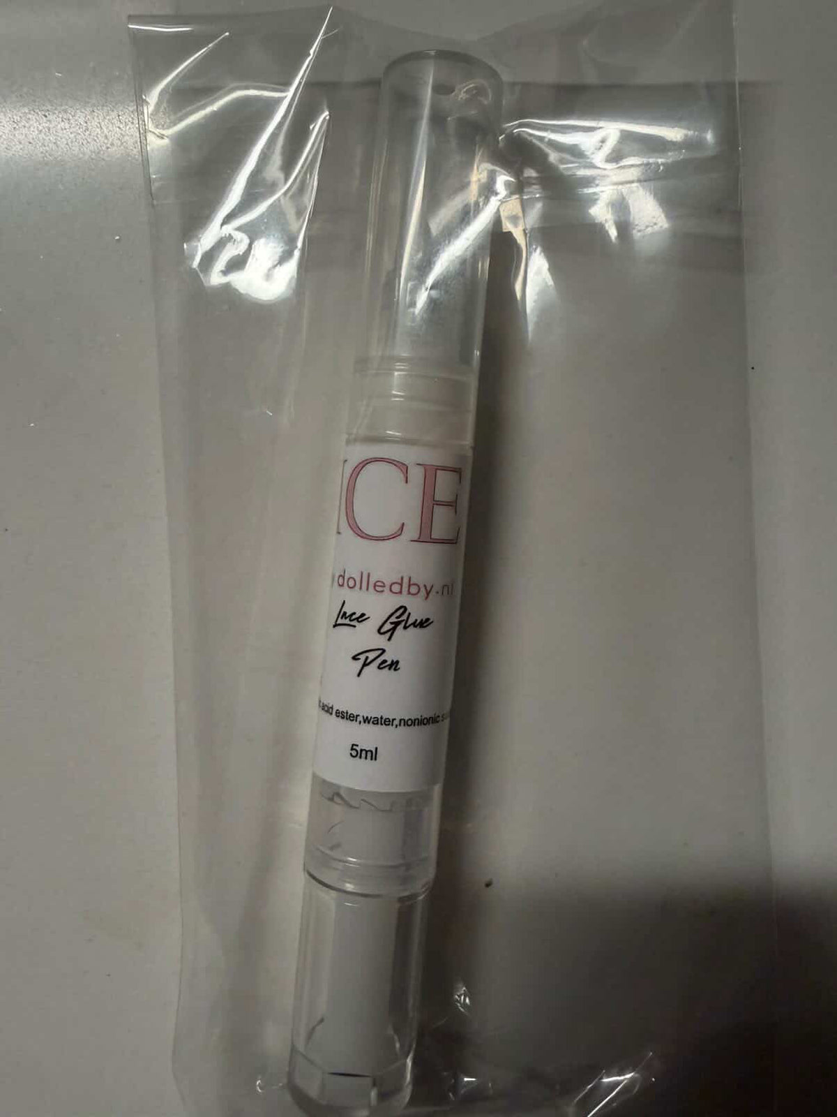 Lace glue pen